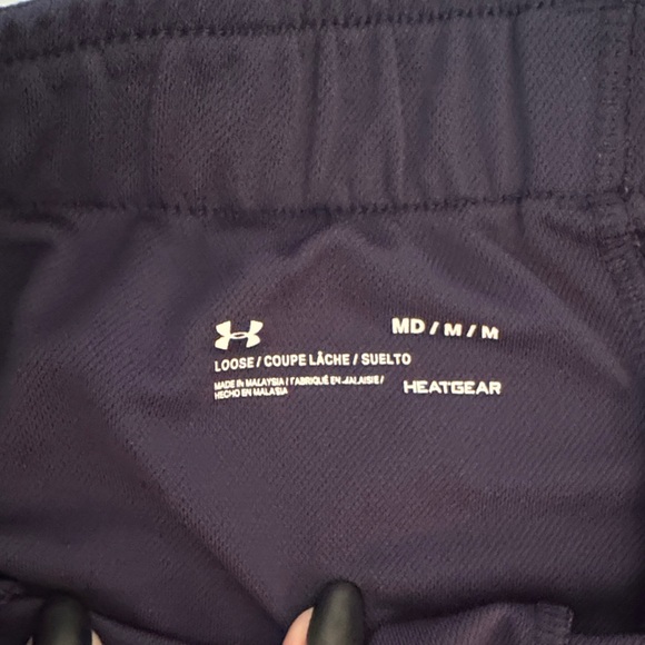 Under Armour Women's navy and white shorts - Picture 2 of 5